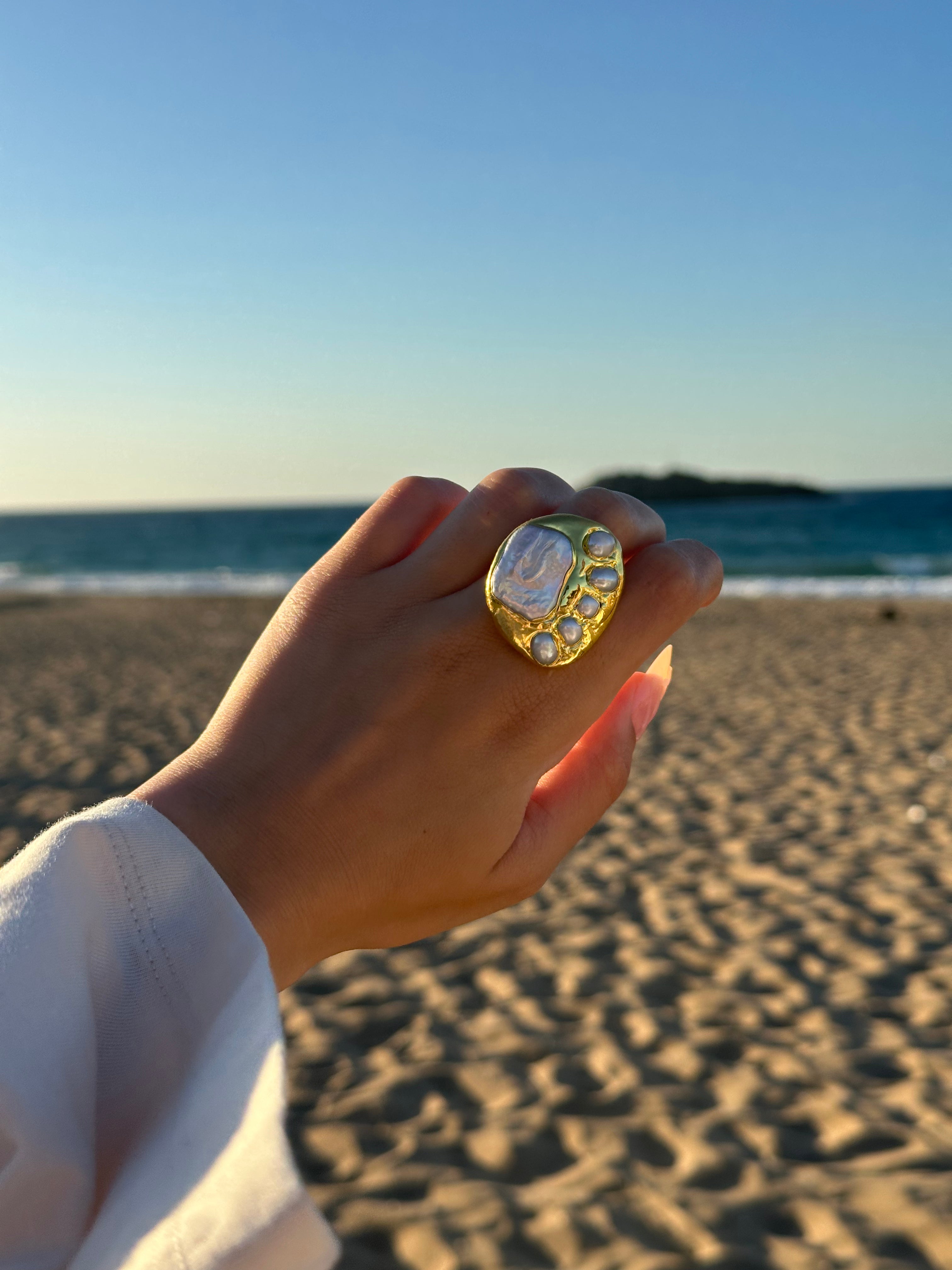 saie pearl ring