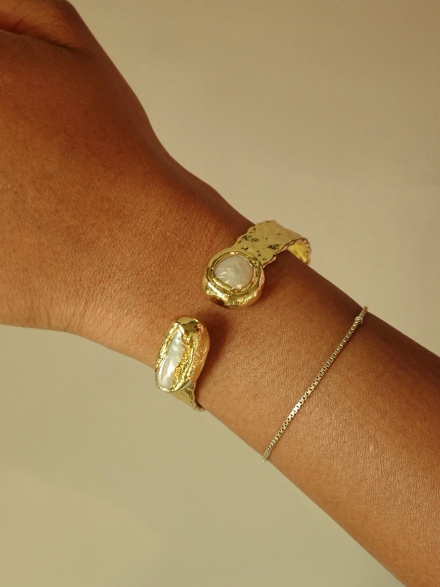 iris bracelet