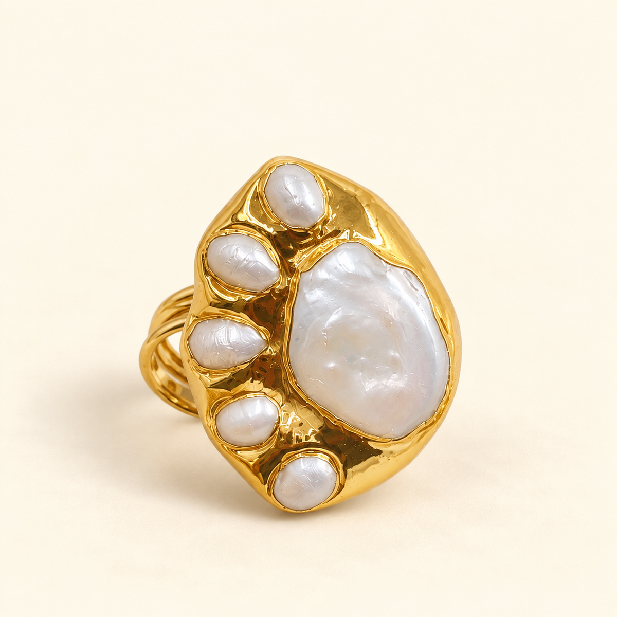 saie pearl ring